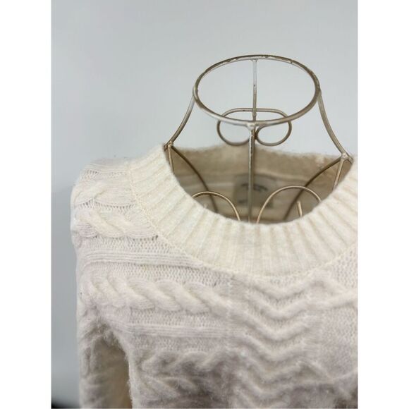 Abercrombie cable knit sweater size small/medium - Picture 7 of 12